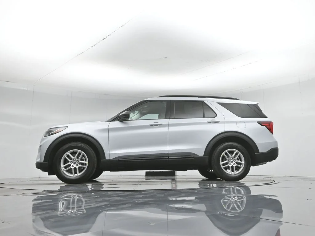 New 2026 White Ford Active image 7