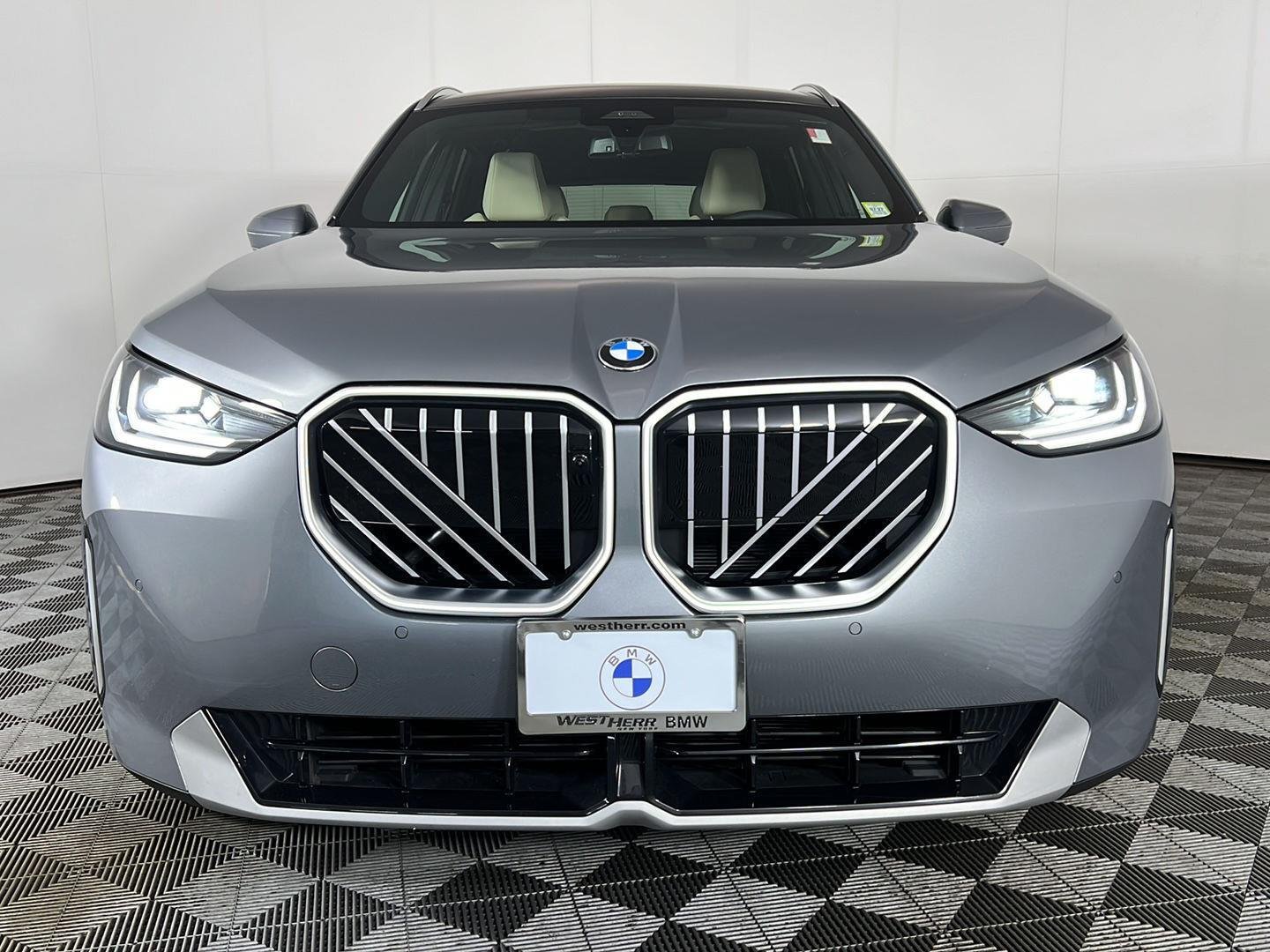 Used 2026 Skyscraper Grey Metallic BMW 30 xDrive image 13