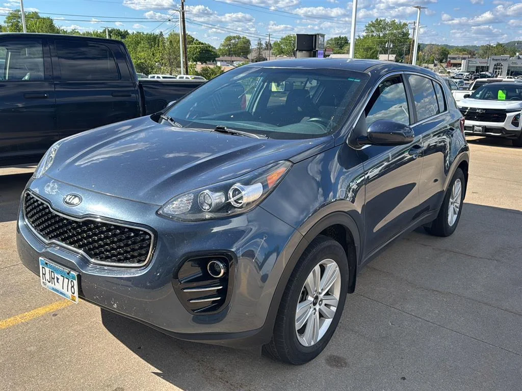 Used 2018 Kia Sportage LX with VIN KNDPMCAC6J7428628 for sale in Winona, Minnesota