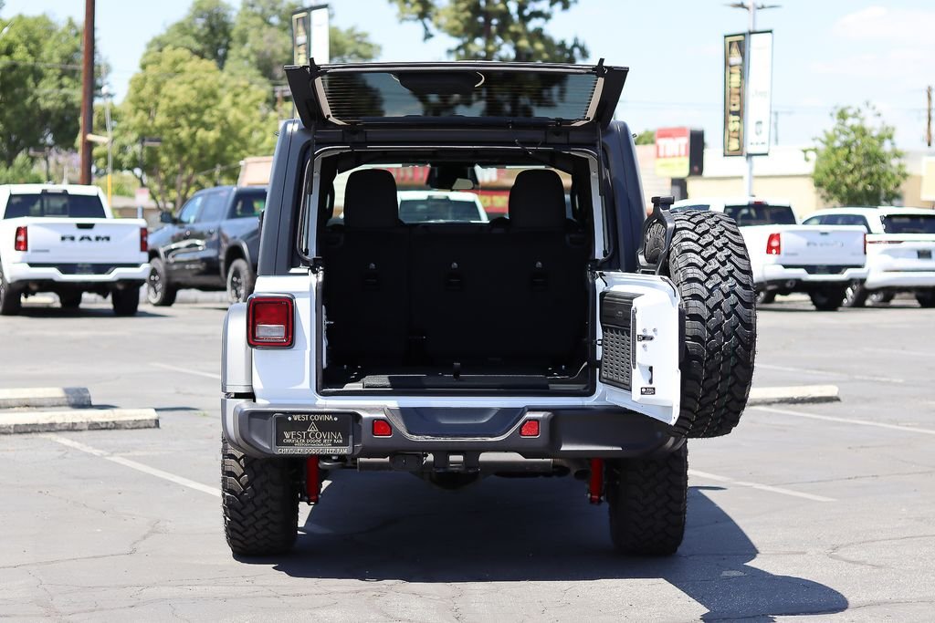 New 2026 Bright White Clear-Coat Exterior Paint Jeep Willys image 9