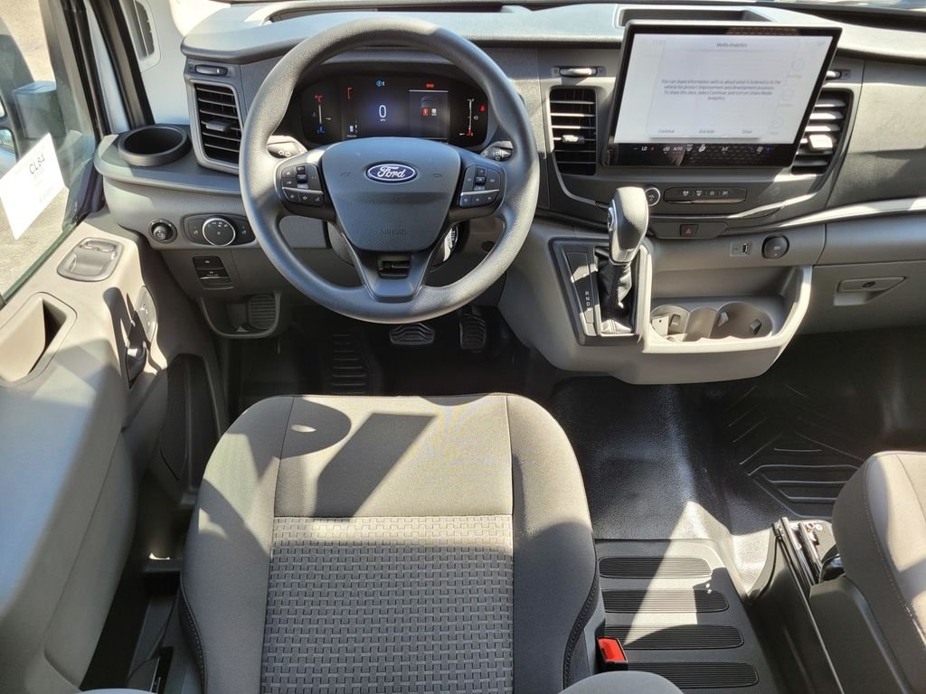 New 2026 Oxford White Ford Cargo Van image 7