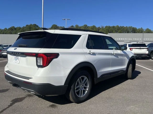 New 2026 Star White Metallic Tri-Coat Ford Active image 3