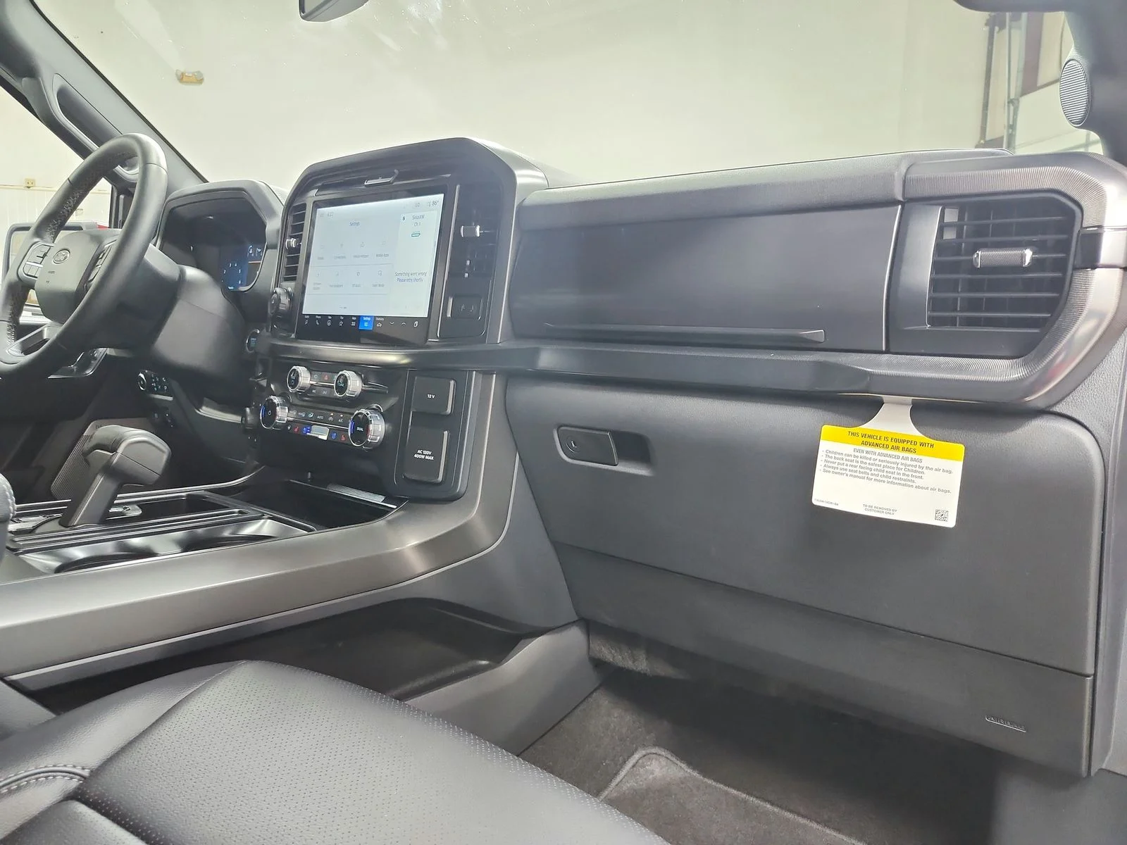 Used 2025 Red Ford Lariat image 46