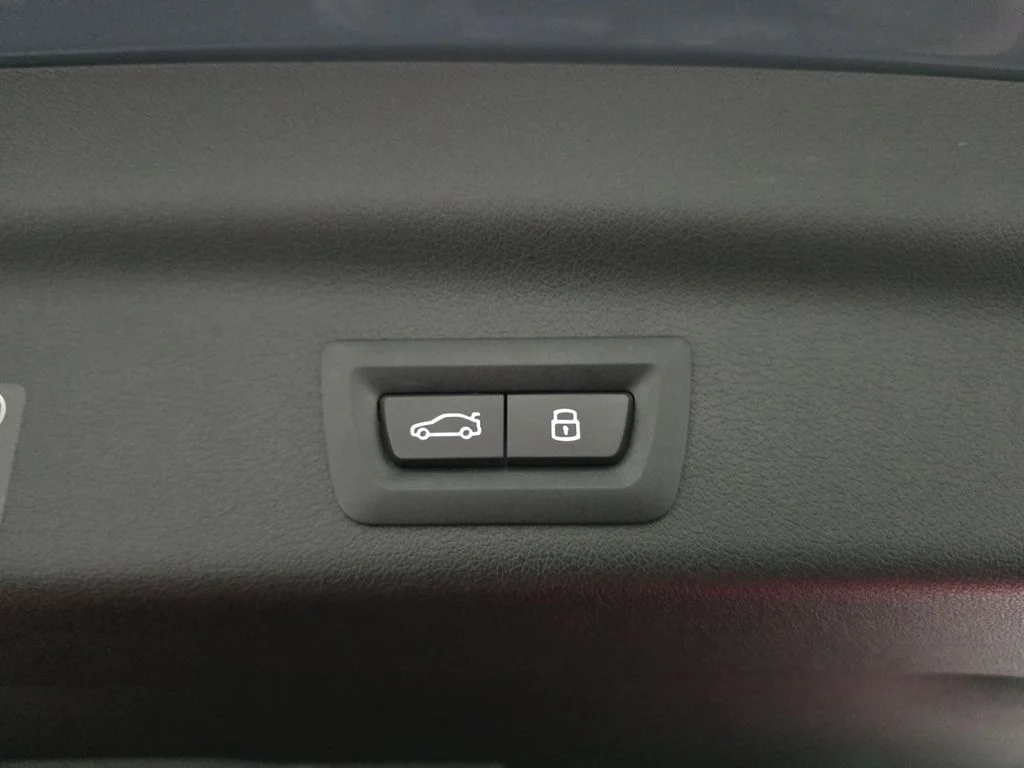 Used 2026 Storm Bay Metallic BMW xDrive28i image 16