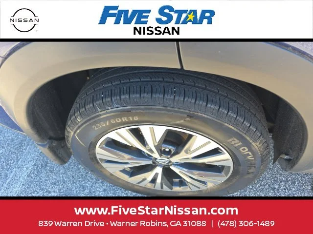 Used 2021 Blue Nissan SV image 6