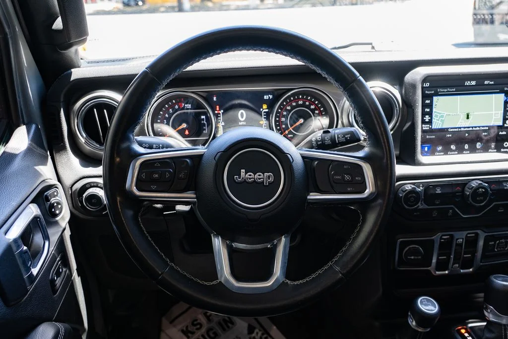 Used 2021 Gray Jeep Unlimited Sahara image 13