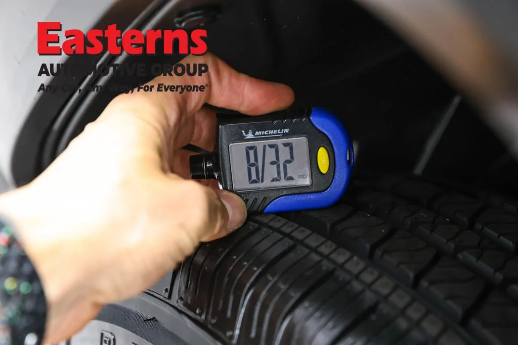 Used 2020 Blue Jeep Sport image 25