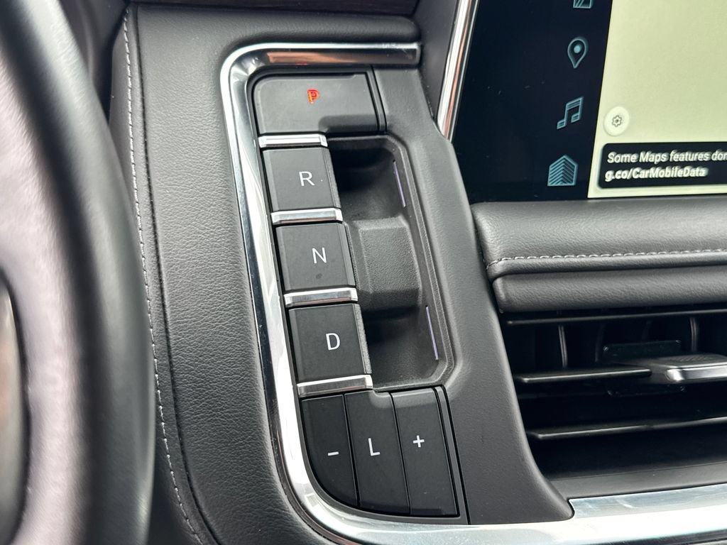 Used 2024 Summit White Chevrolet LT image 30