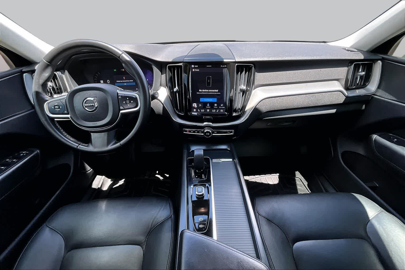 Used 2024 Onyx Black Metallic Volvo Core Dark Theme image 16