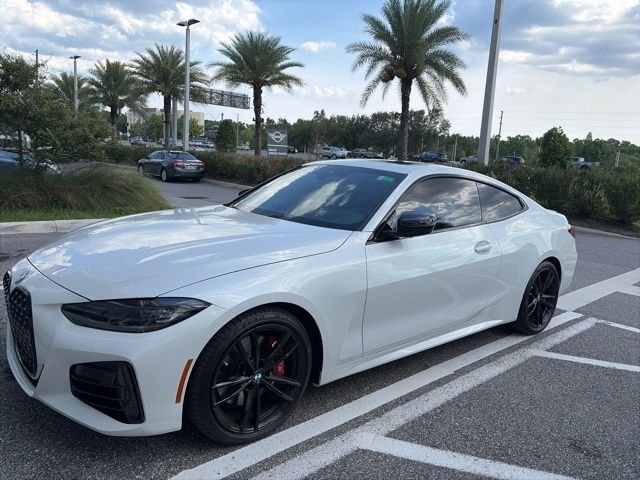 2022 BMW 4 Series M440i Coupe's photo