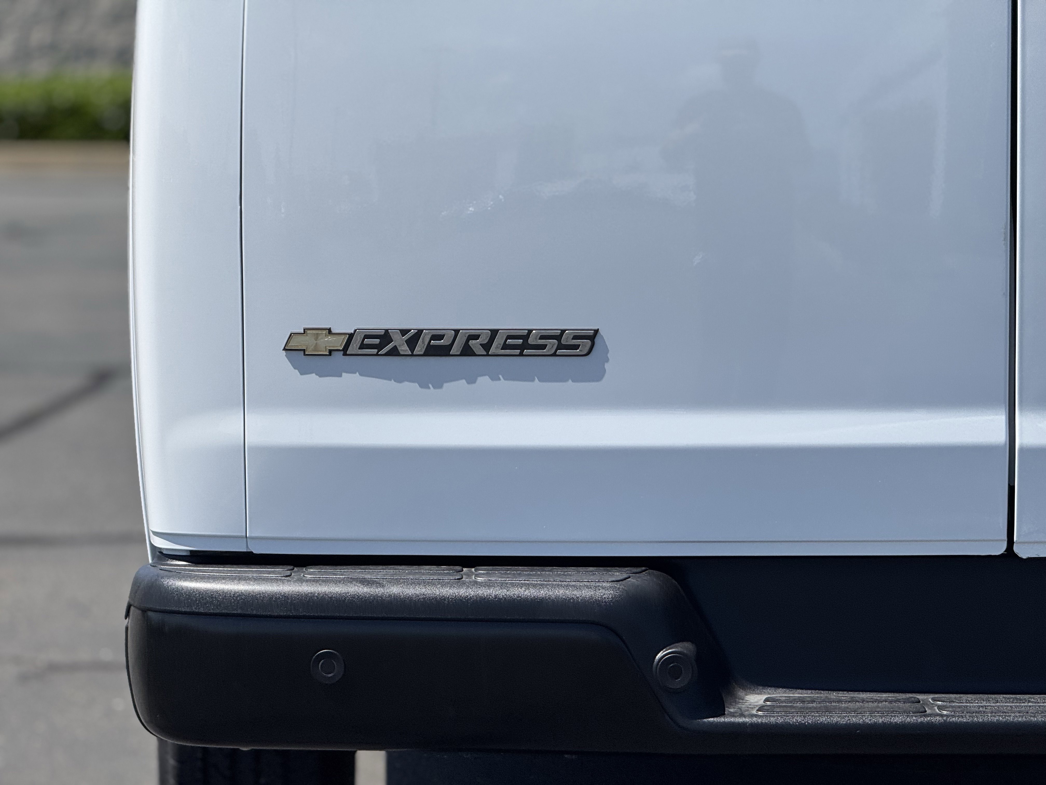 New 2026 Summit White Chevrolet LS image 7