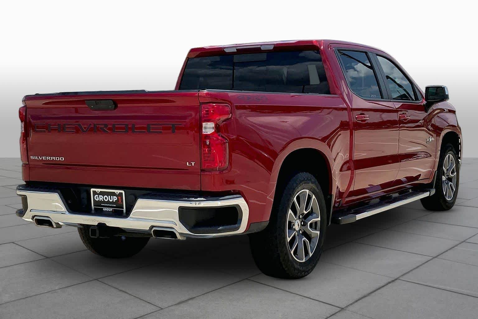 Used 2022 Cherry Red Tintcoat Chevrolet LT image 13