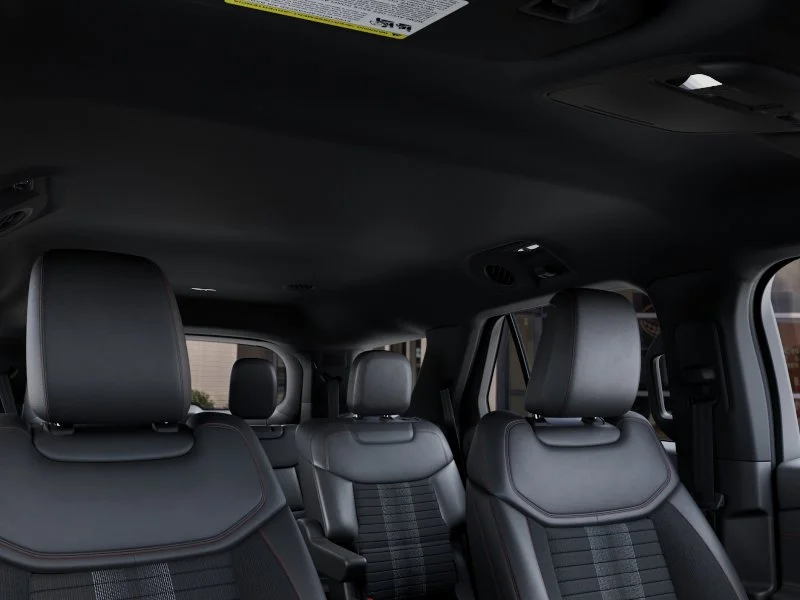 New 2027 Agate Black Metallic Ford ST-Line image 41