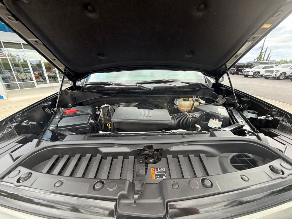 Used 2022 Black Chevrolet ZR2 image 30
