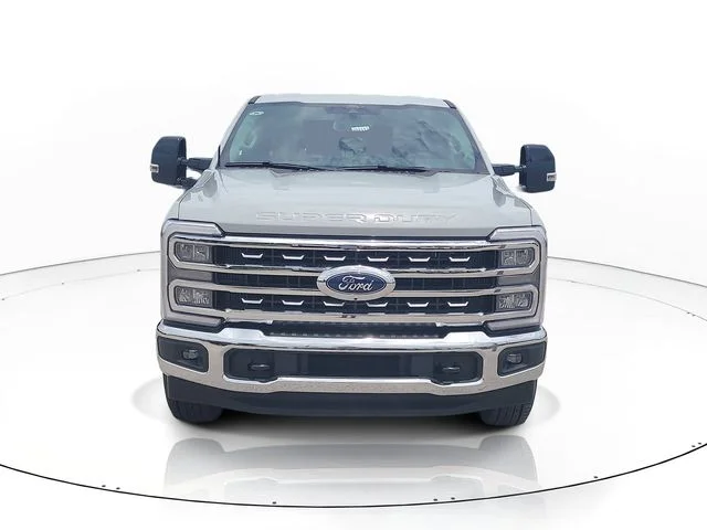 New 2026 Avalanche Ford Lariat image 2