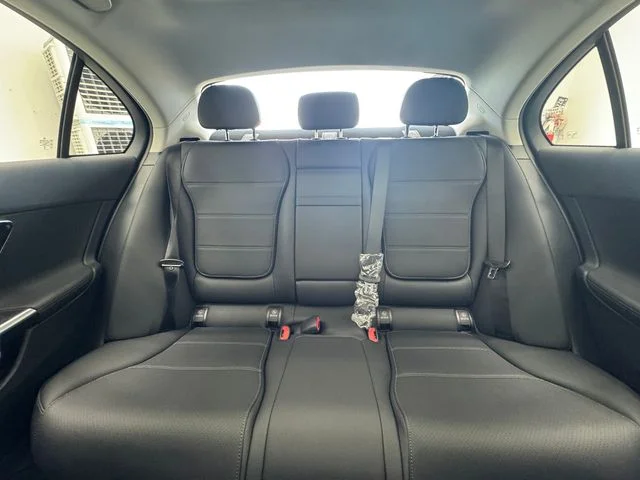 New 2026  Mercedes-Benz C 300 image 7