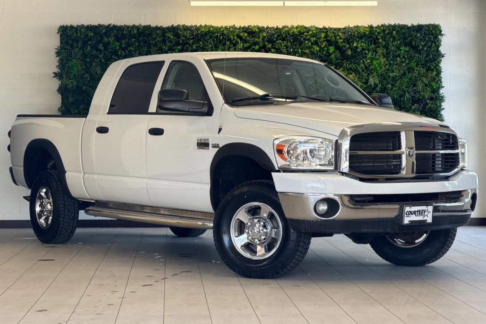 2008 Dodge Ram 2500 SLT 4X4 Mega Cab's photo