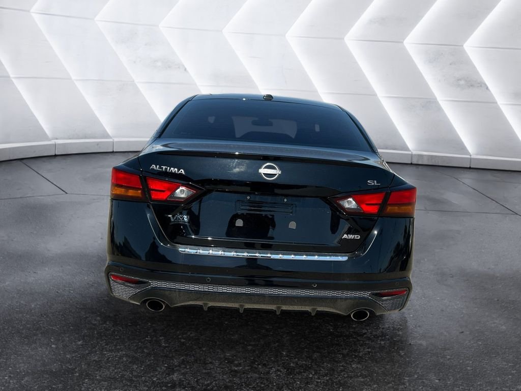 Used 2023 Black Nissan 2.5 SL image 5