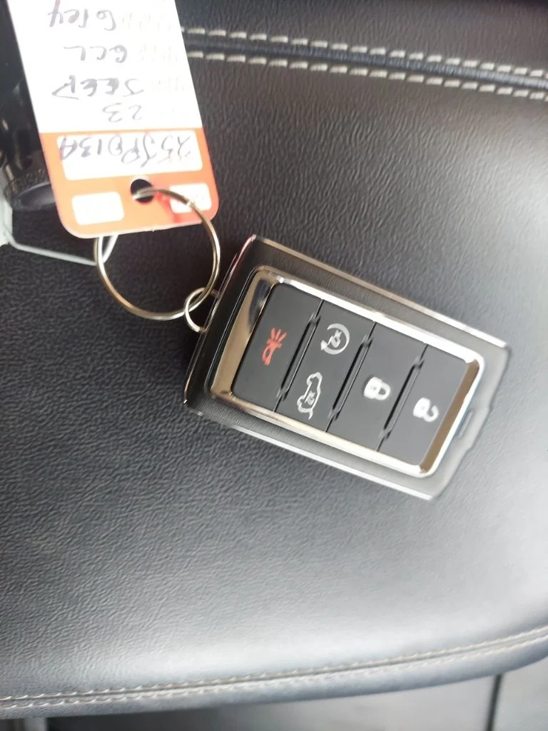 Used 2023 Gray Jeep Limited image 32