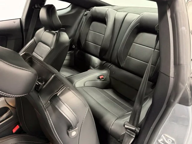 Used 2022 Silver Ford GT Premium image 32