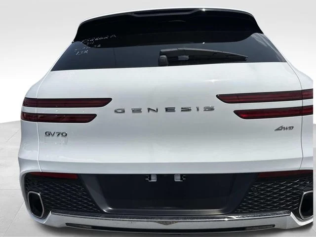 Used 2024 White Genesis 2.5T image 50