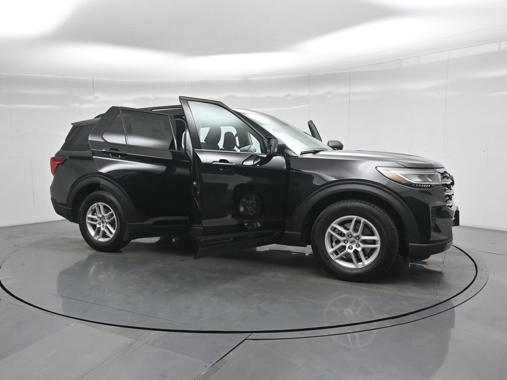 New 2026 Agate Black Metallic Ford Active image 31