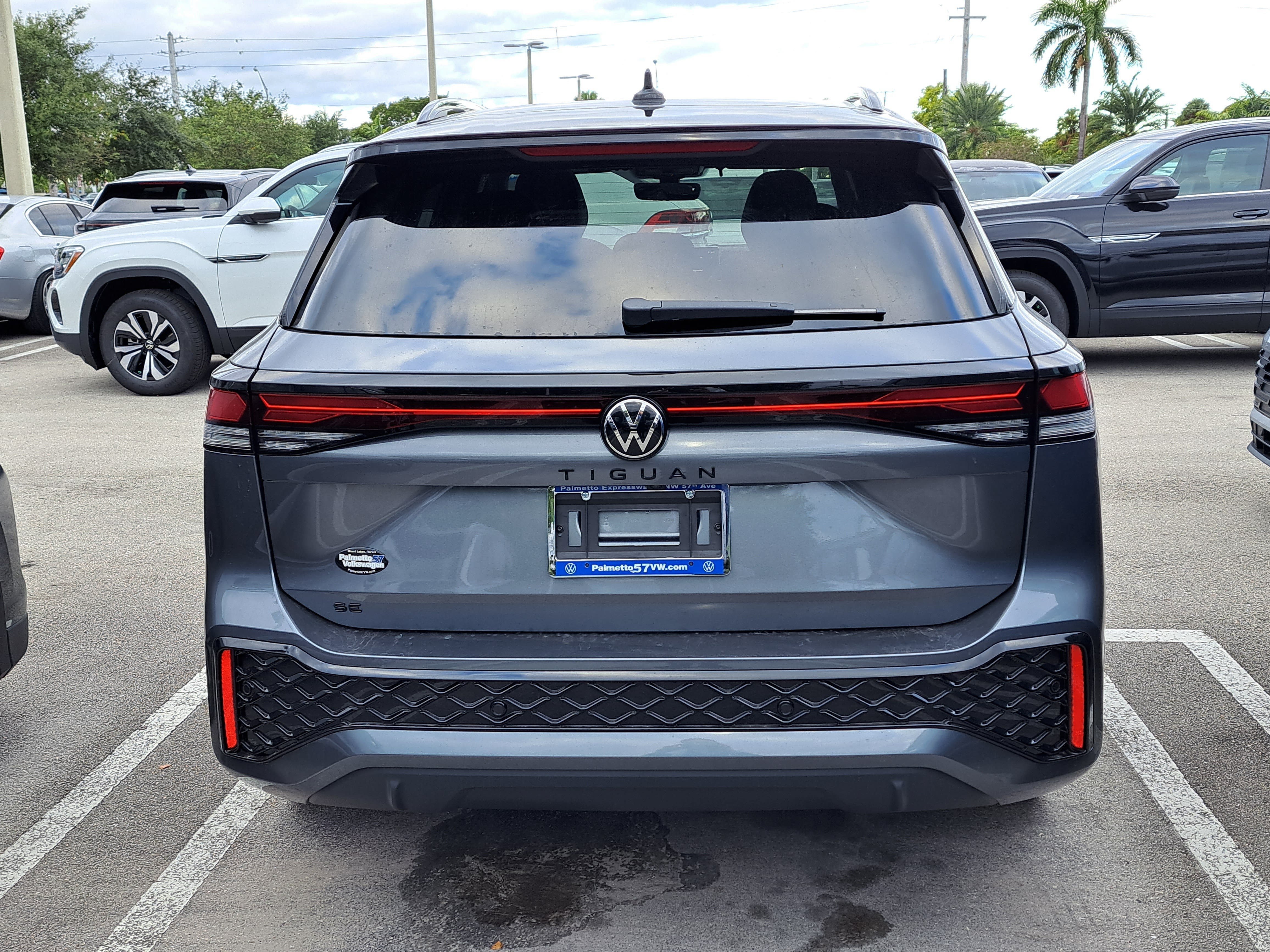 New 2026 Gray Volkswagen 2.0T SE R-Line Black image 4