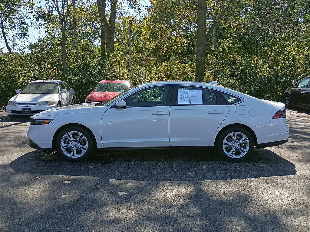 Certified Used 2024 WHITE Honda LX image 6