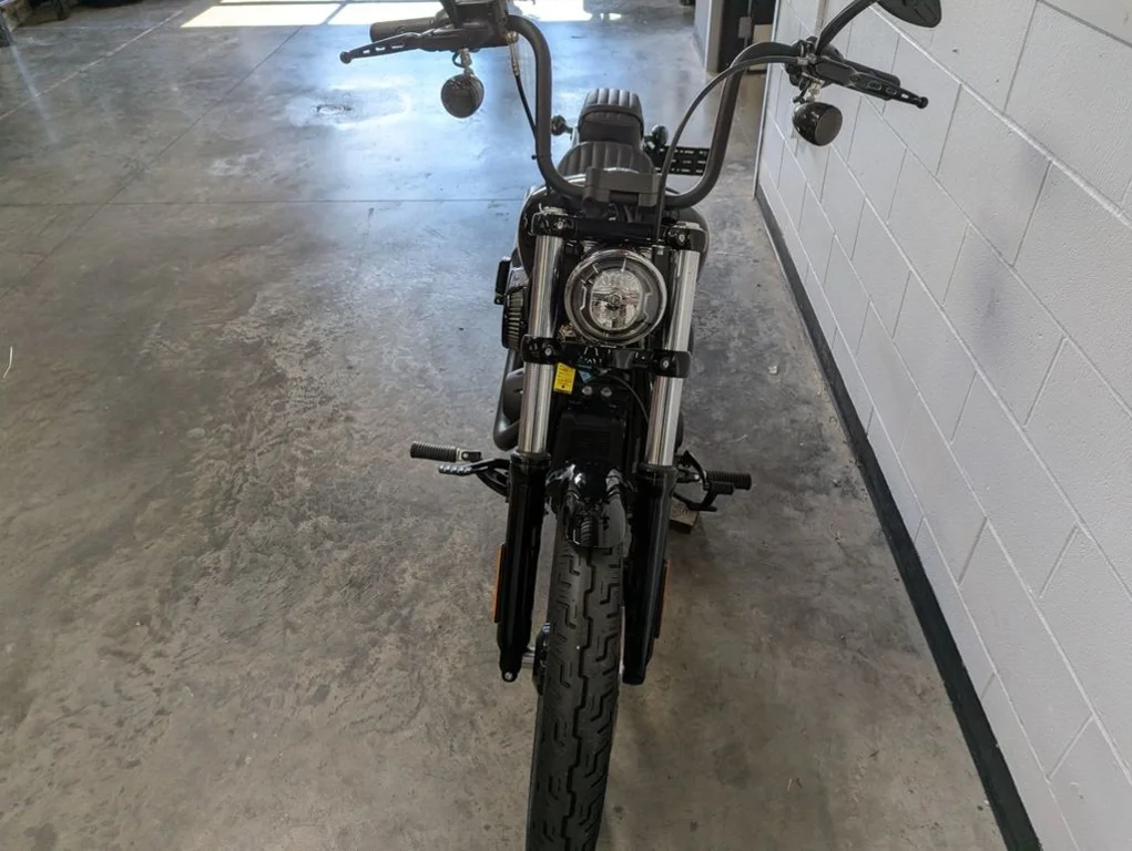Used 2022 BLACK Harley-Davidson® FXBBS - Street Bob 114 image 3