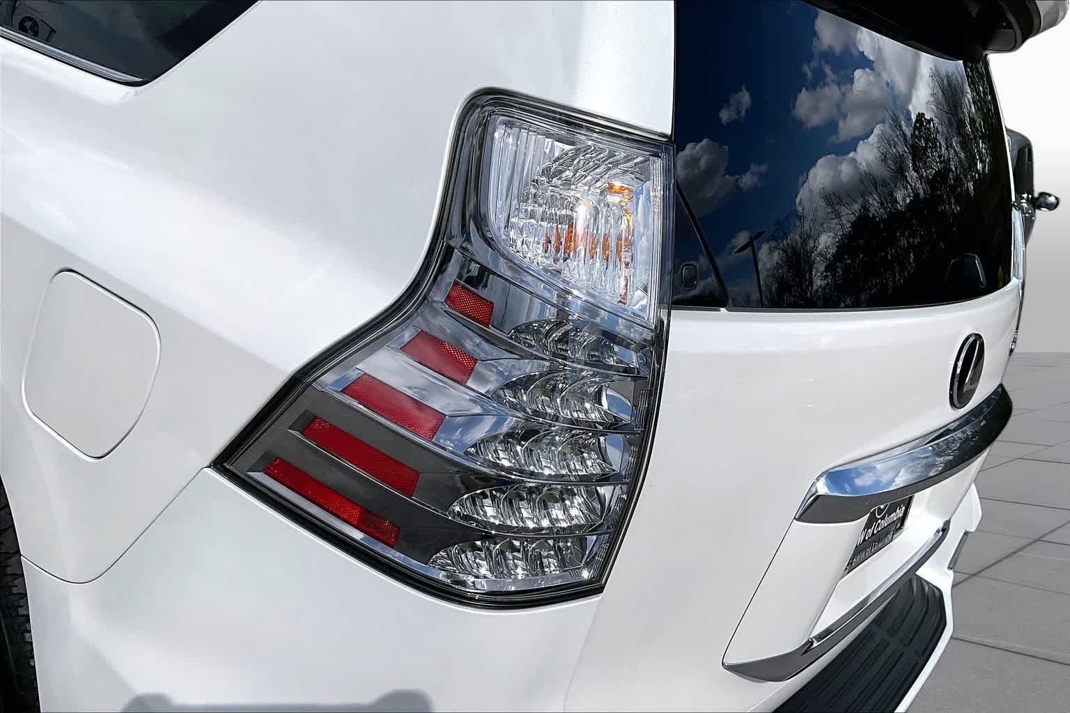 Used 2023 Eminent White Pearl Lexus Premium image 52