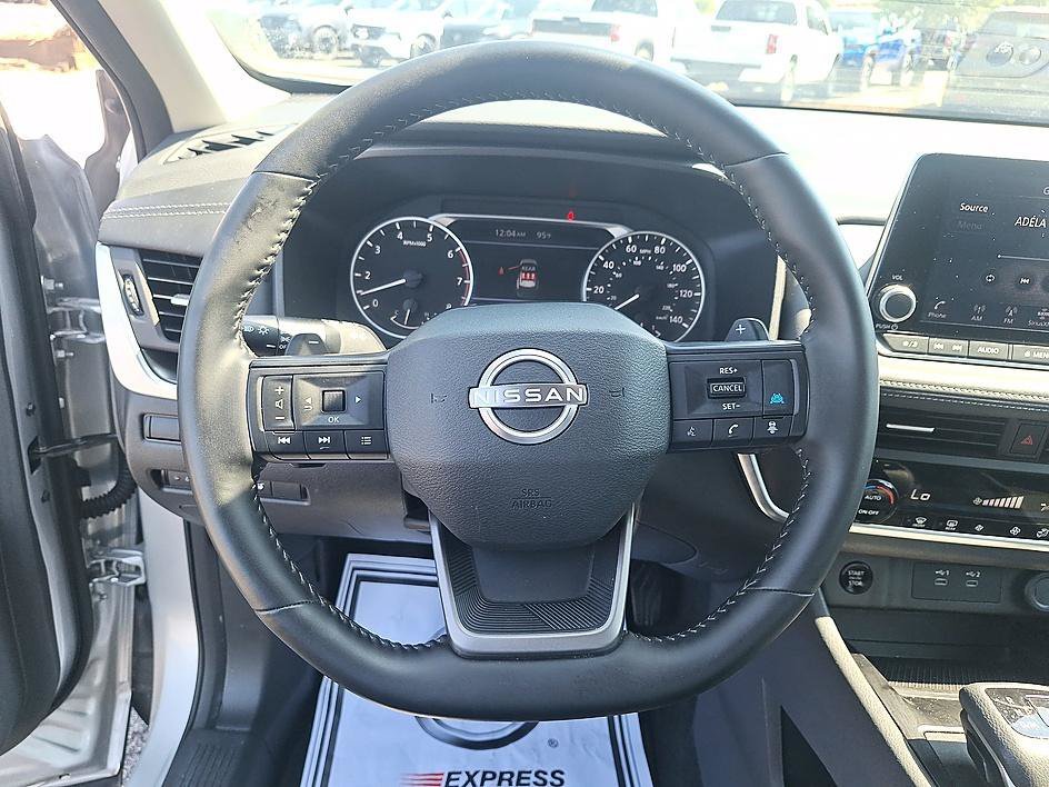 Used 2025 Brilliant Silver Metallic Nissan SV image 13
