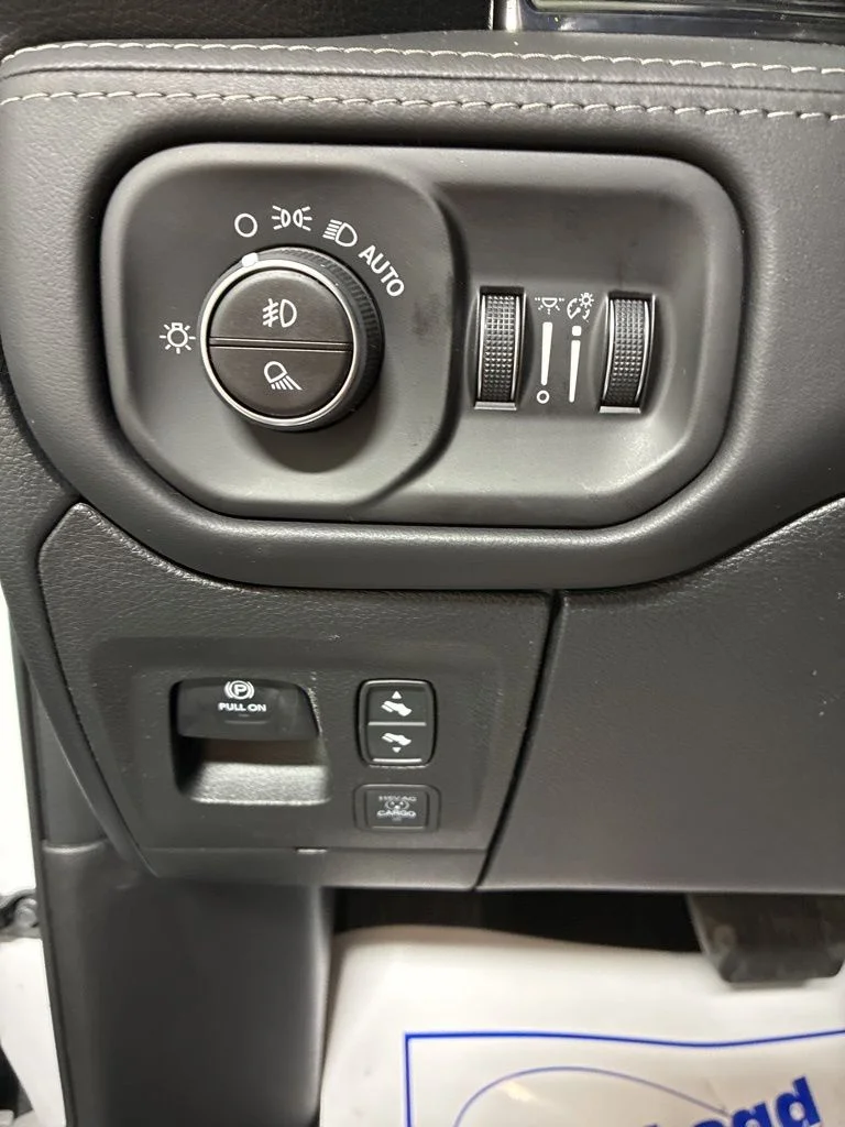 New 2026 White Ram Limited image 13