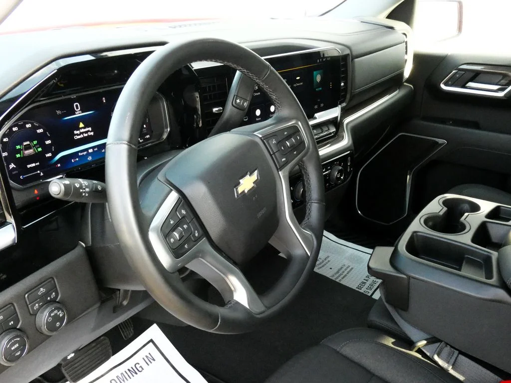 Used 2026 Red Chevrolet LT image 9