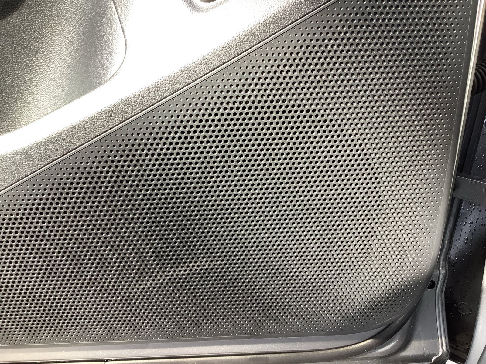 New 2026 Pyrite Silver Metallic Volkswagen SE image 26