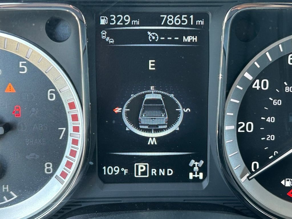 Used 2018 Red Nissan SV image 32