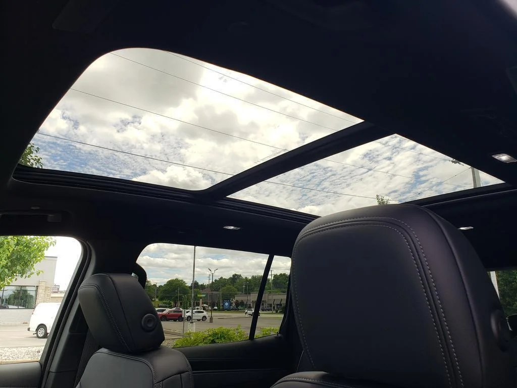 New 2026 Ebony Twilight Metallic Buick Preferred image 19