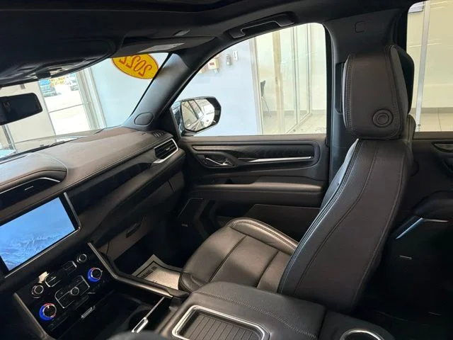 Used 2022 Black GMC Denali image 38