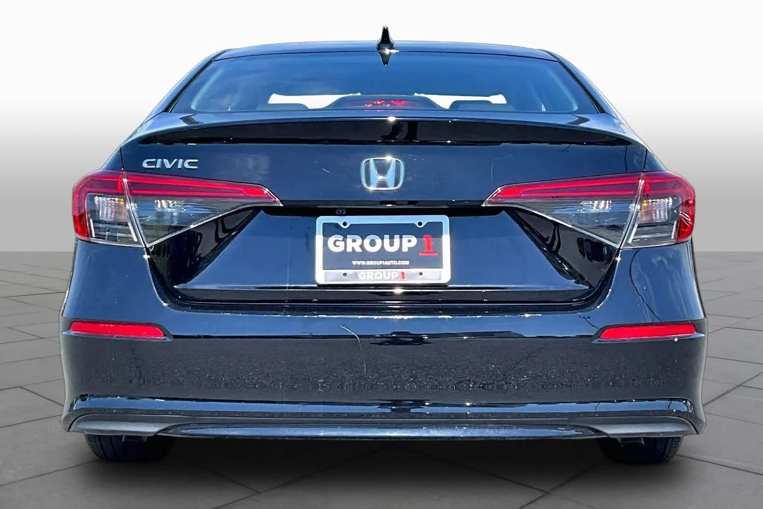 Used 2024 Crystal Black Pearl Honda EX image 5