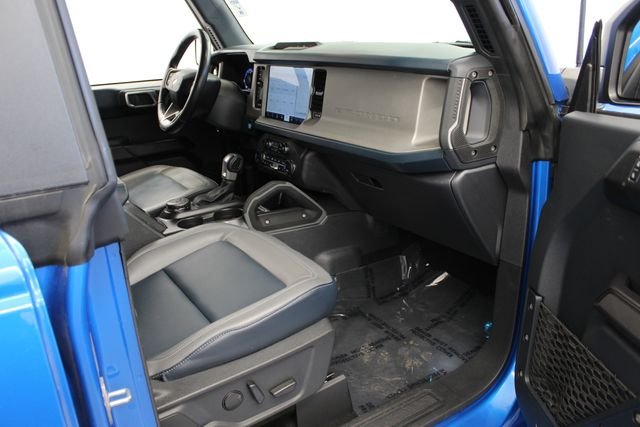 Used 2024 Blue Metallic Ford Outer Banks image 31