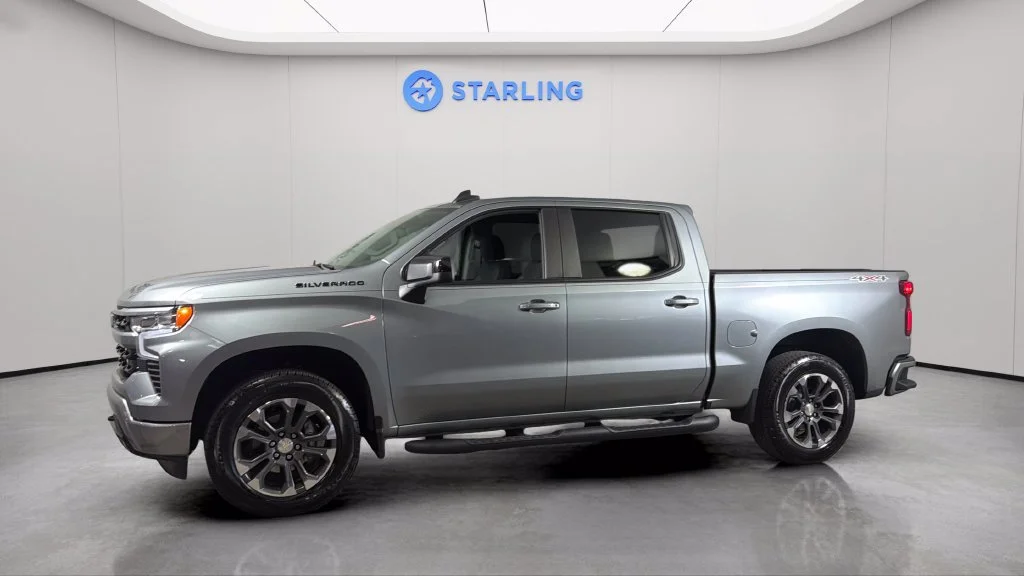 Used 2025 Sterling Gray Metallic Chevrolet RST image 2