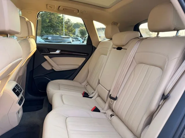 Used 2019 Moonlight Blue Audi 2.0T Premium image 23