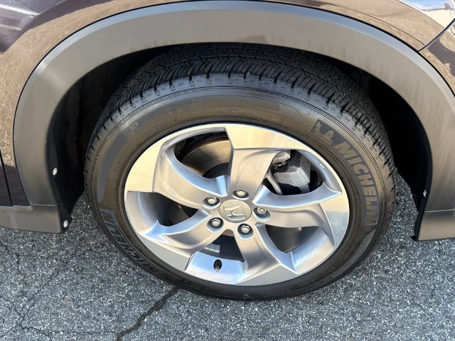 Used 2018 Modern Steel Metallic Honda LX image 7