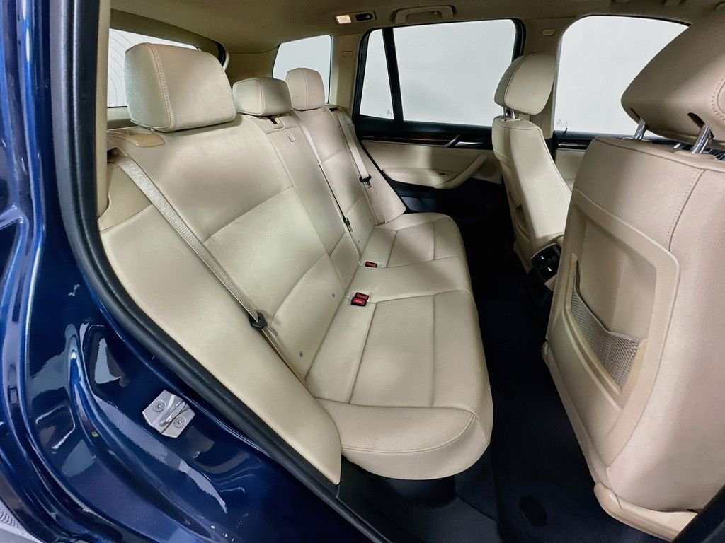 Used 2017 Deep Sea Blue Metallic BMW sDrive28i image 25