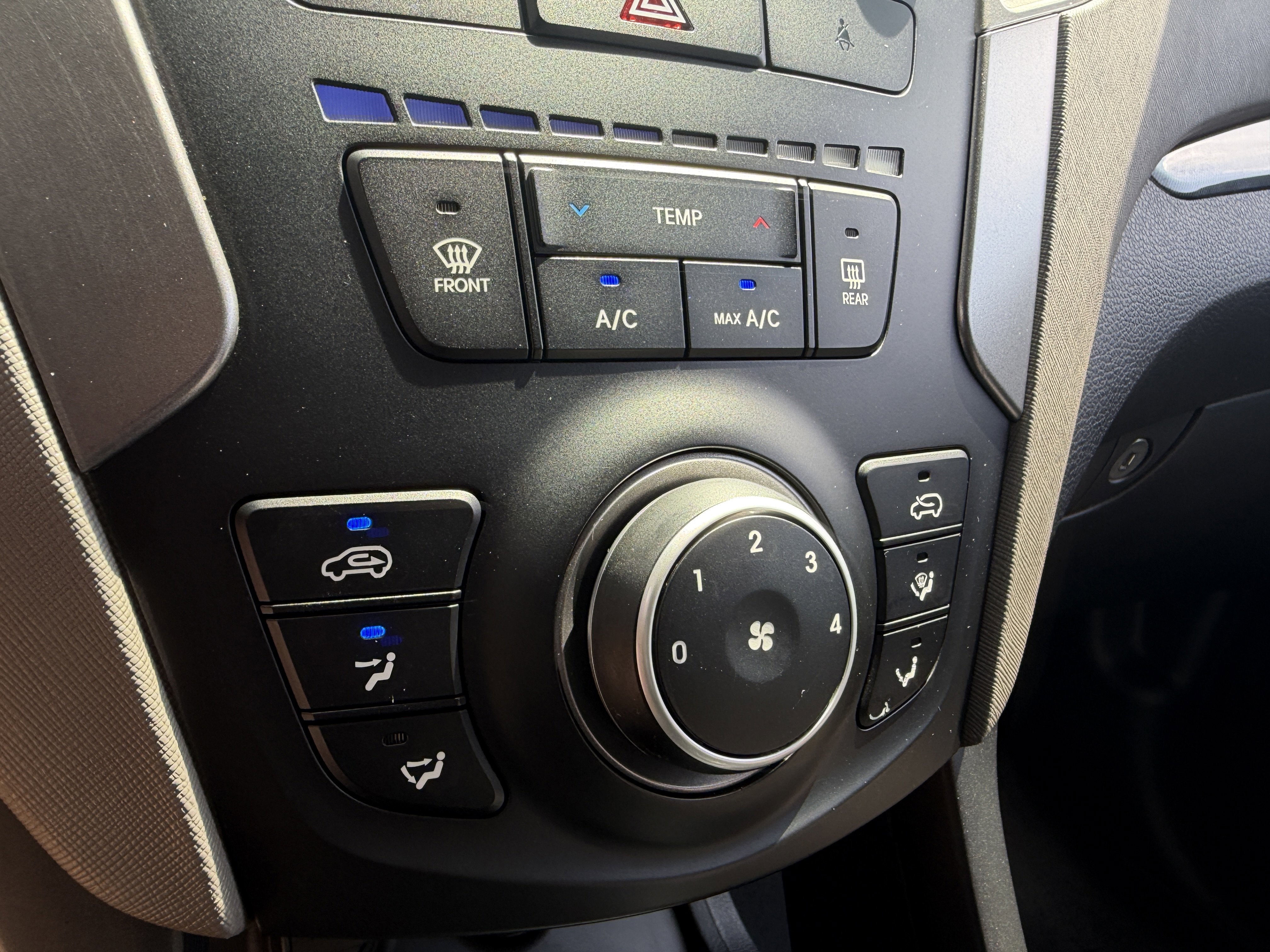 2016 Hyundai Santa Fe Sport - Photo 36