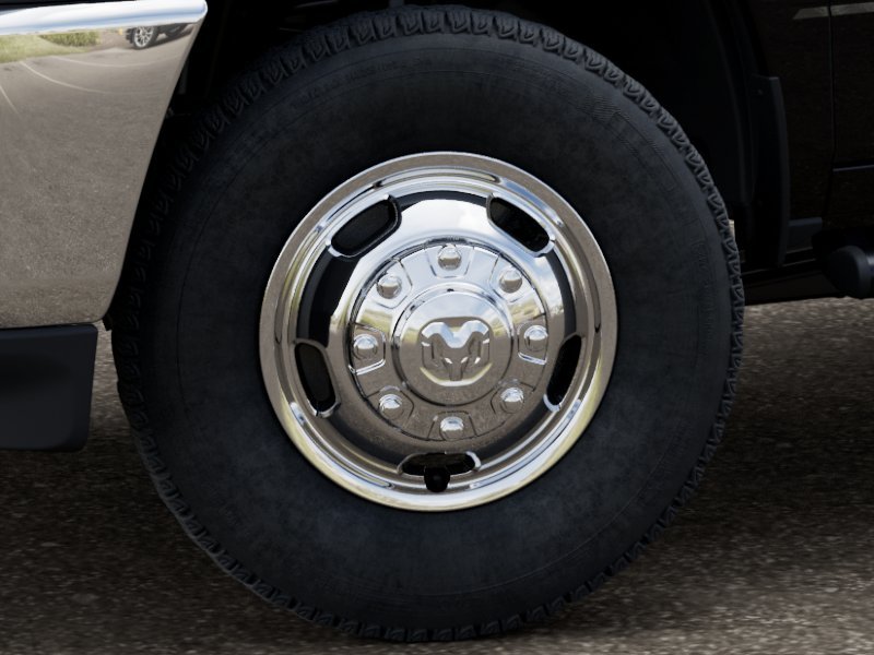 New 2027 Diamond Black Crystal Pearl-Coat Exterior Paint RAM Tradesman image 4