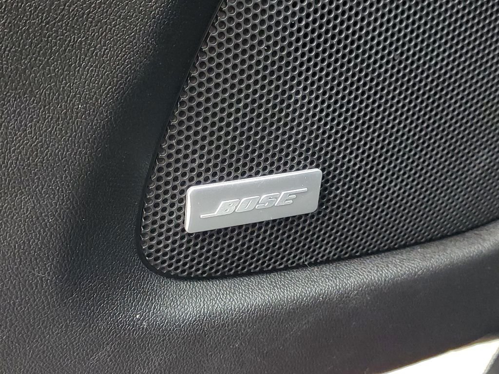 Used 2016 Black Chevrolet LT image 17