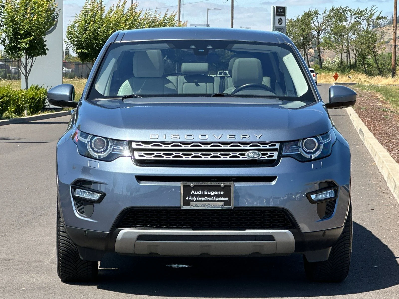 Used 2018  Land Rover HSE image 8