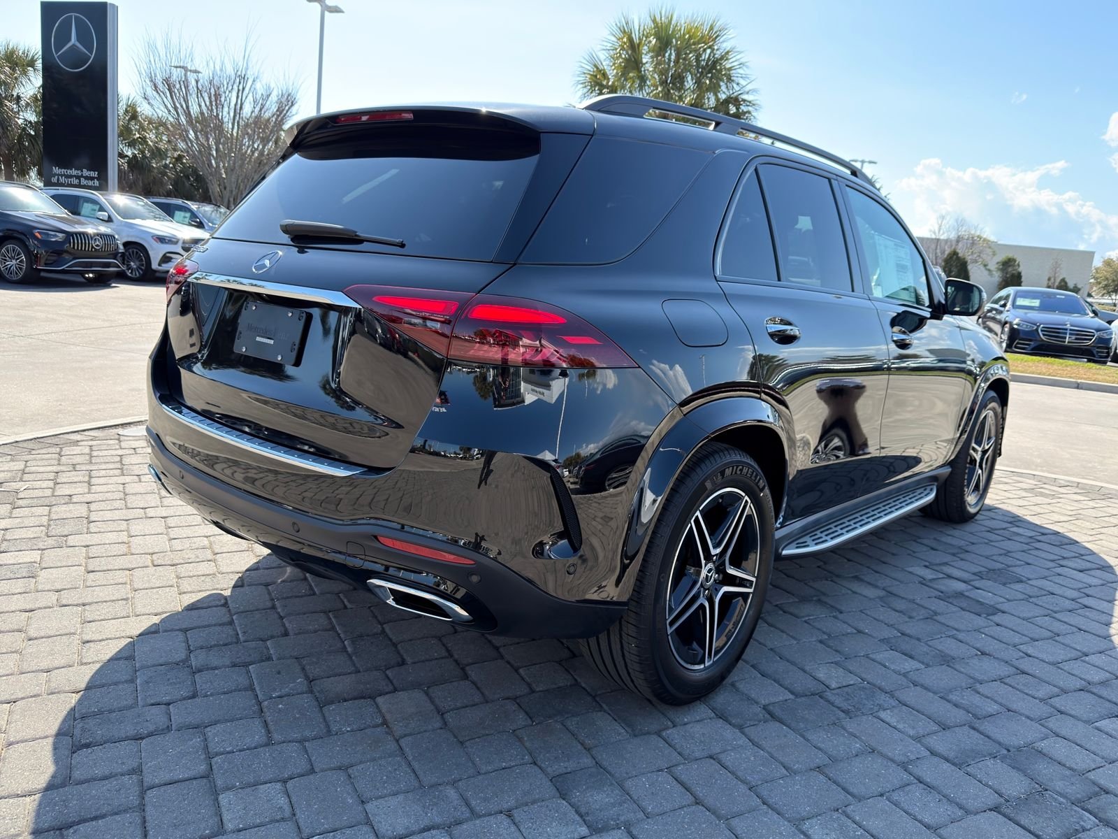 New 2026 Obsidian Black Metallic Mercedes-Benz GLE 350 image 9