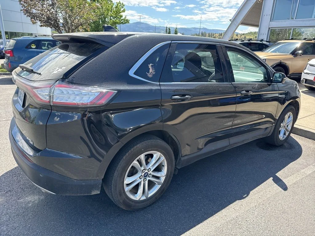 Used 2018 Black Ford SEL image 3