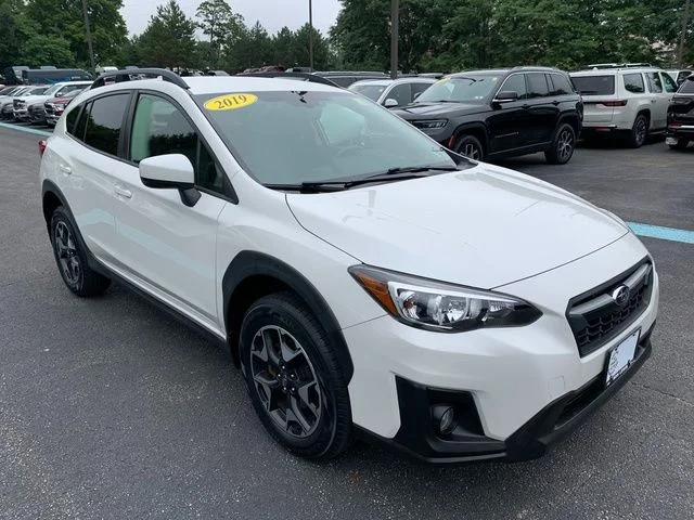 Certified Used 2019 White Subaru 2.0i Premium image 8